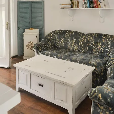 Awesome In W/ 4 Bedrooms Siófok