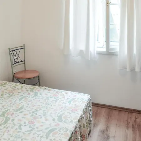 Awesome In W/ 4 Bedrooms * Siófok